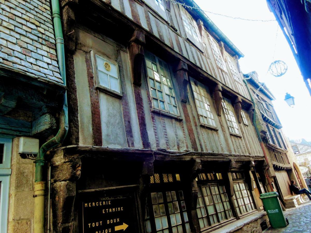 Gate House Lodge دينان المظهر الخارجي الصورة